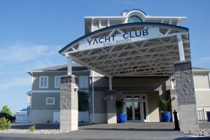3 Yacht Club