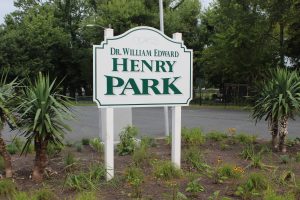 Henry Park sign 2