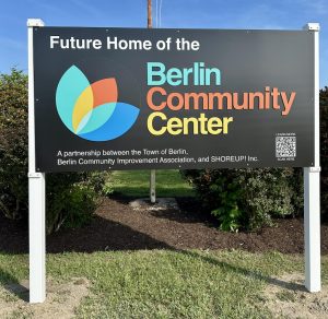 Berlin Community Center-sign