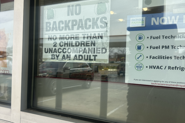 8 TF Royal Farms Sign